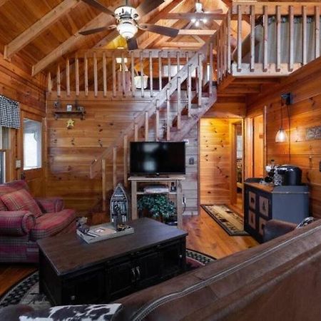 Mountain Time Cabin, Hot Tub, Fire Pit, Fireplace Villa บลูริดจ์ ภายนอก รูปภาพ